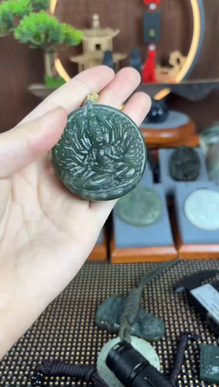 【闪购商品】和田玉颈饰未镶嵌1