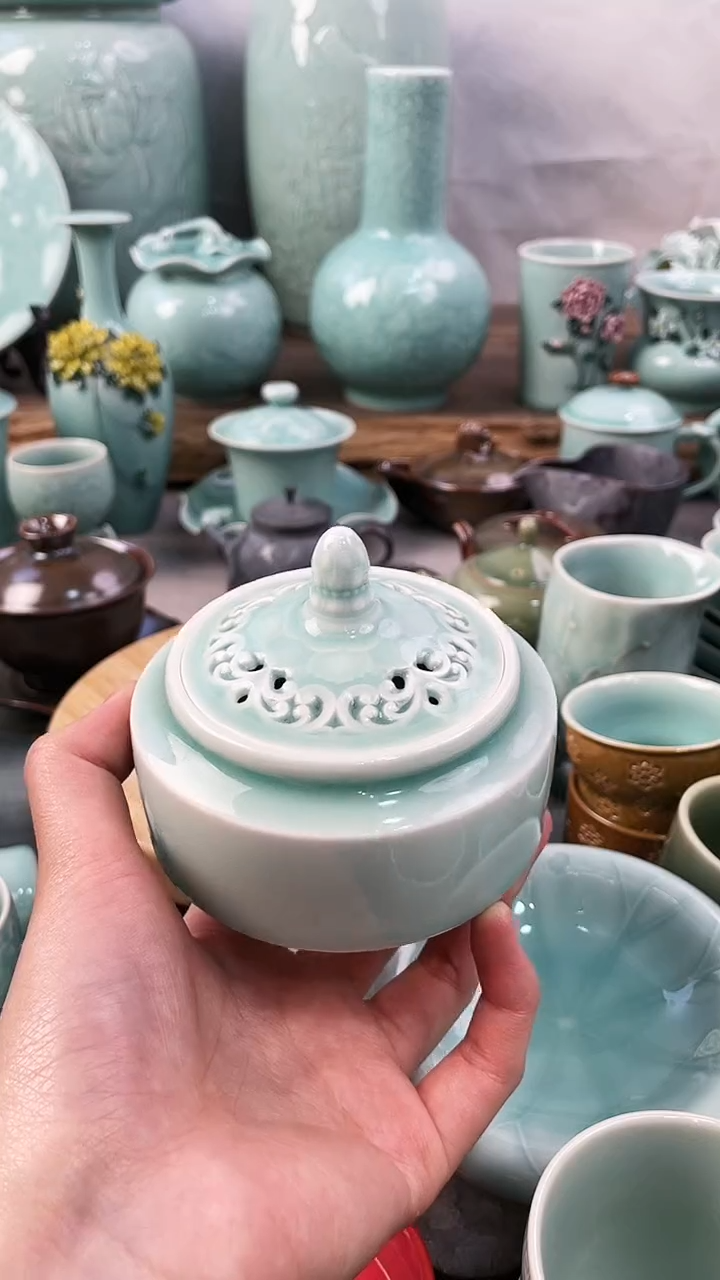 【闪购商品】纯手工 特价 微瑕 慧仙青瓷 缩釉