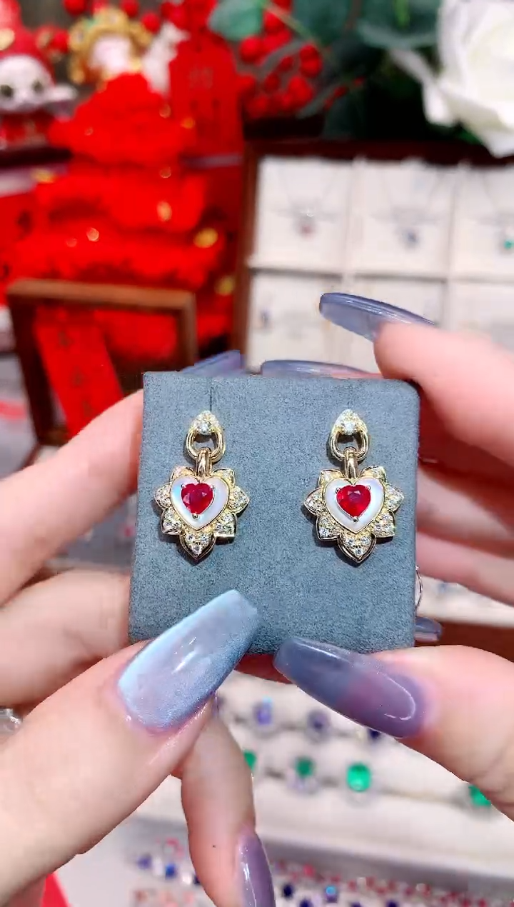 【闪购商品】耳饰18K金镶嵌红宝石0.80ct/天然宝石/七天无理由