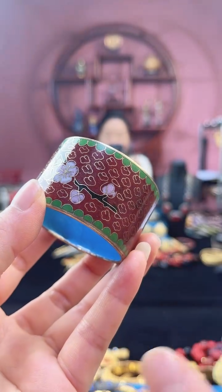 非遗 景泰蓝围巾扣 砖红