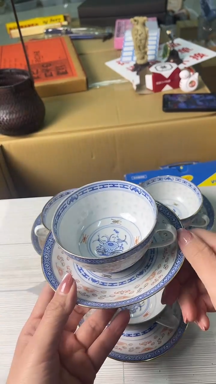 瓷栀*.中古杂项默认微瑕，满18包邮  4套