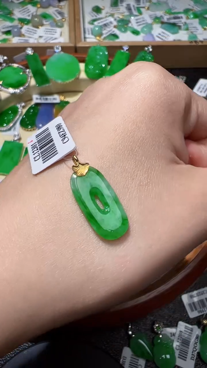 【闪购商品】翡翠挂件18K金镶嵌我