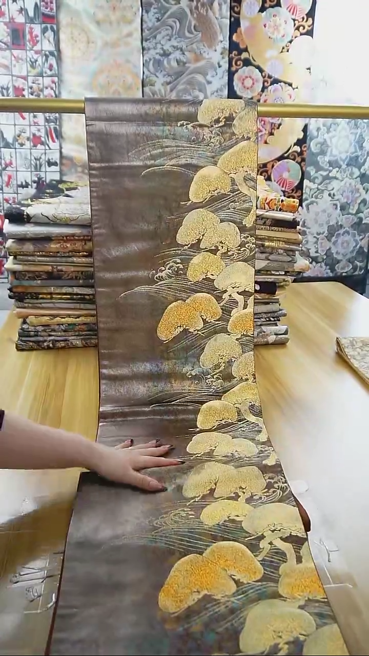 【闪购商品】织绣织锦13六通松针