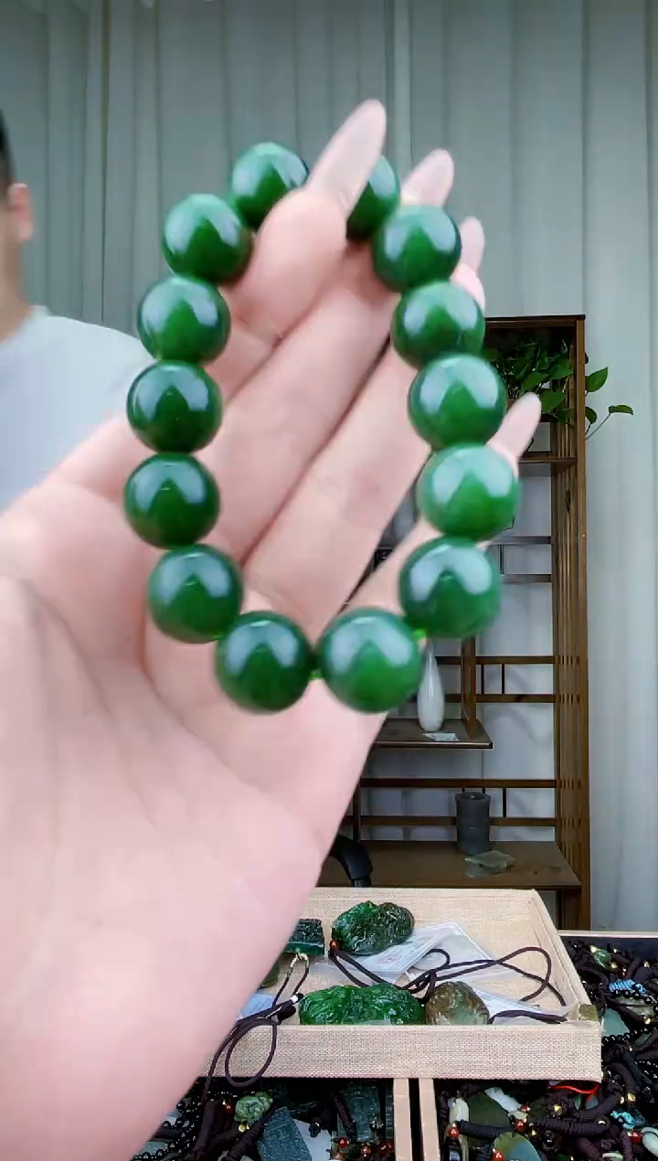 和田玉未镶嵌挂件拍一发一，多样性发货！