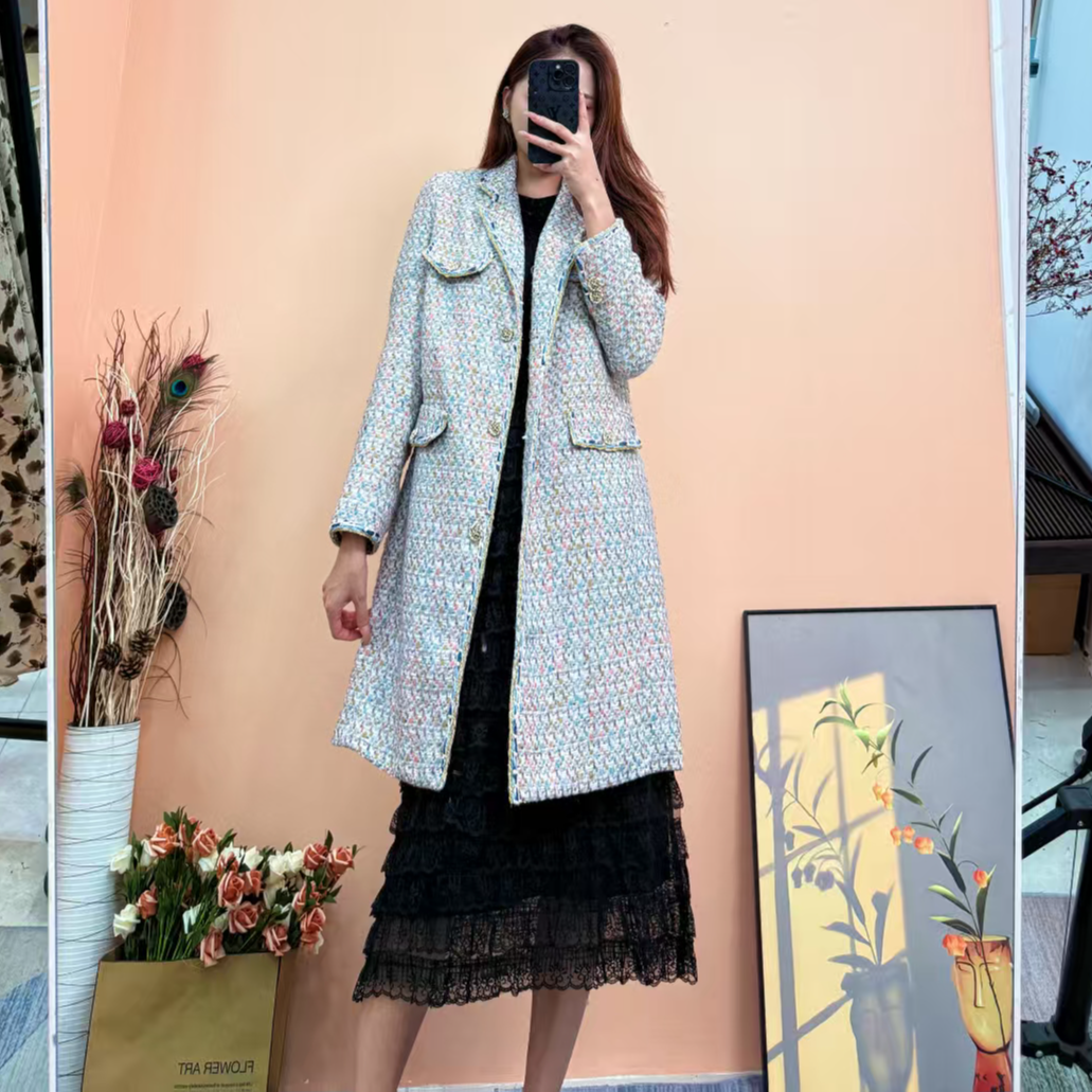 [依易原创]轻奢优雅明星同款粗花呢杂色金边小香风大衣E0611