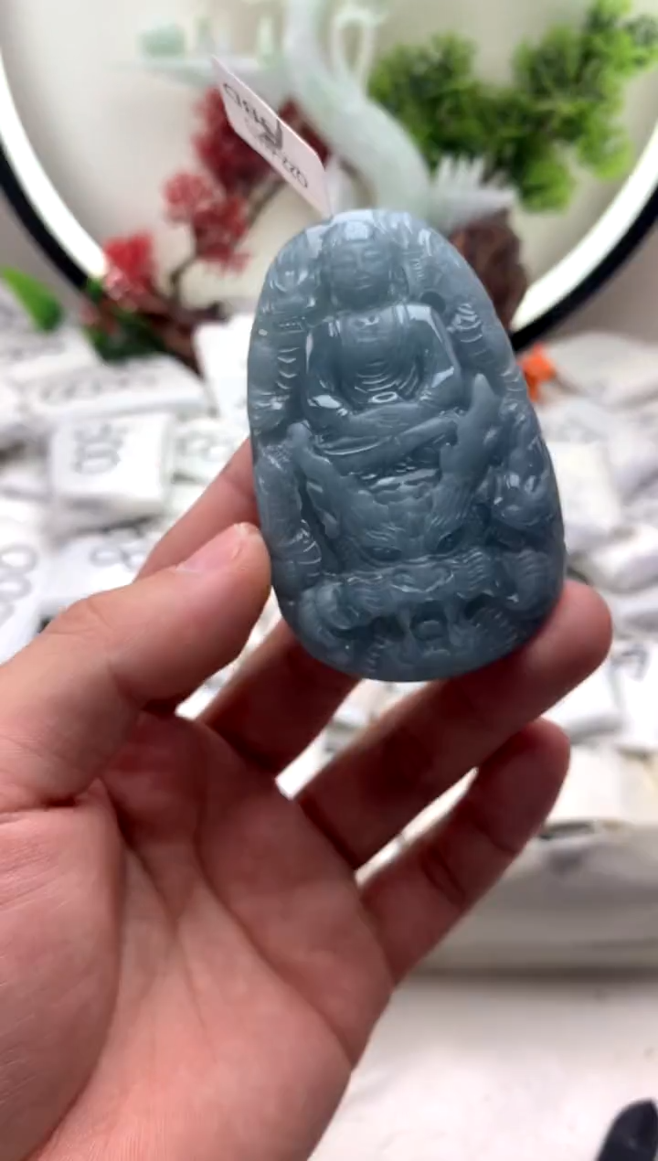 【闪购商品】翡翠颈饰未镶嵌大日