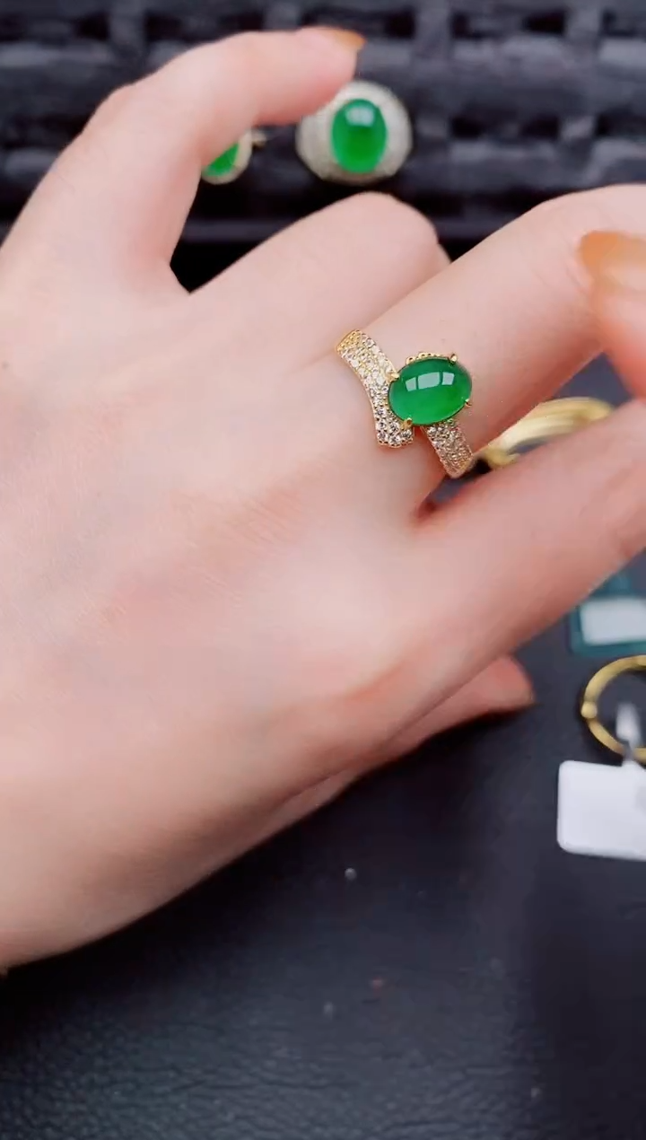 【闪购商品】翡翠戒指银S925镶嵌天然a货翡翠793