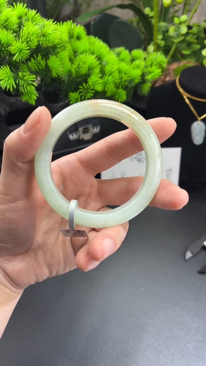 【闪购商品】翡翠手镯未镶嵌手镯