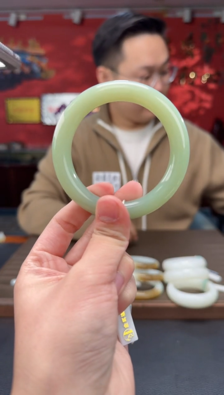 【闪购商品】和田玉.未镶嵌且末瓷蓝胖圆条53-59