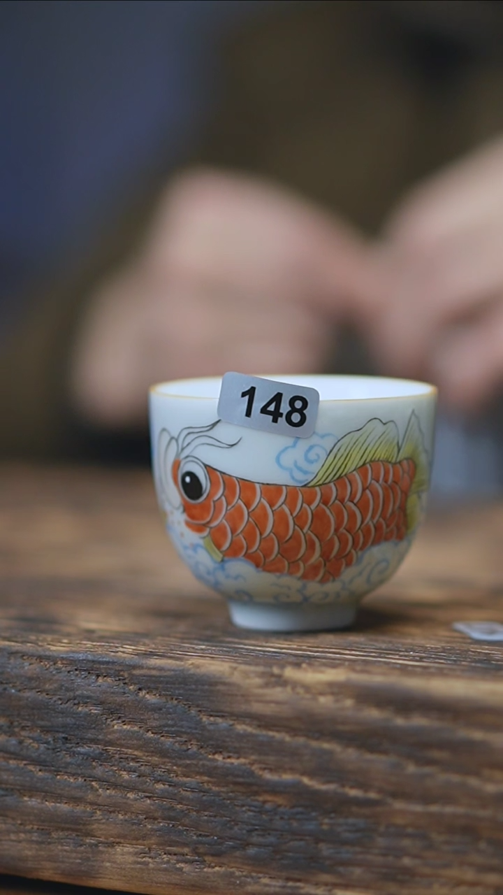 【闪购商品】148景德镇手绘龙鱼单杯