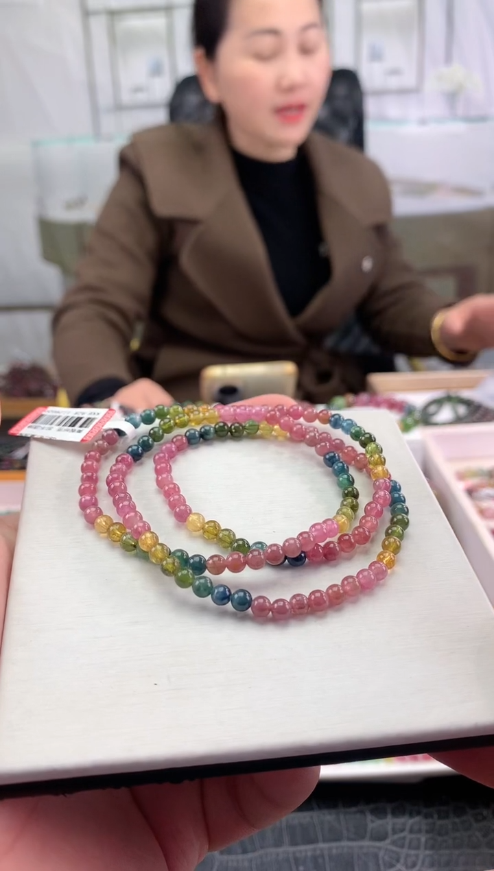 【闪购商品】碧玺手串未镶嵌多样性发一条