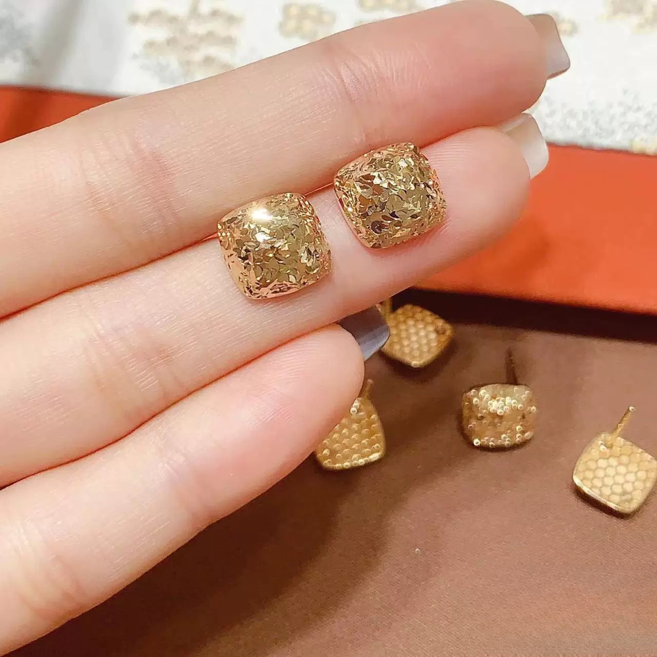 18k金“冰岛”耳钉碎碎冰方形 质感清新气质   多样性发其一