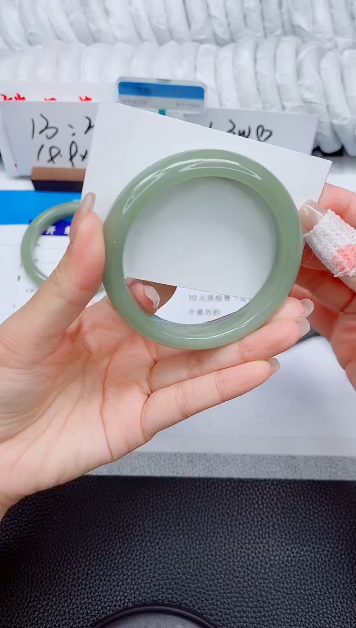 石英质玉手镯未镶嵌83-59.9