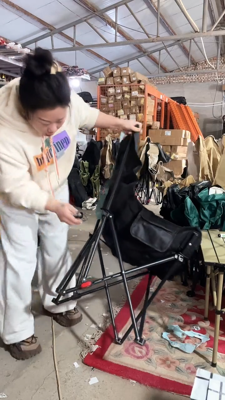 铁瑕疵不售后椅子 11