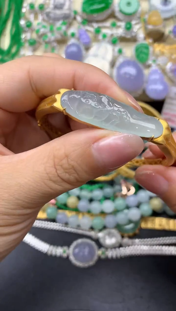 【闪购商品】翡翠手镯18K金镶嵌638中国好珍宝