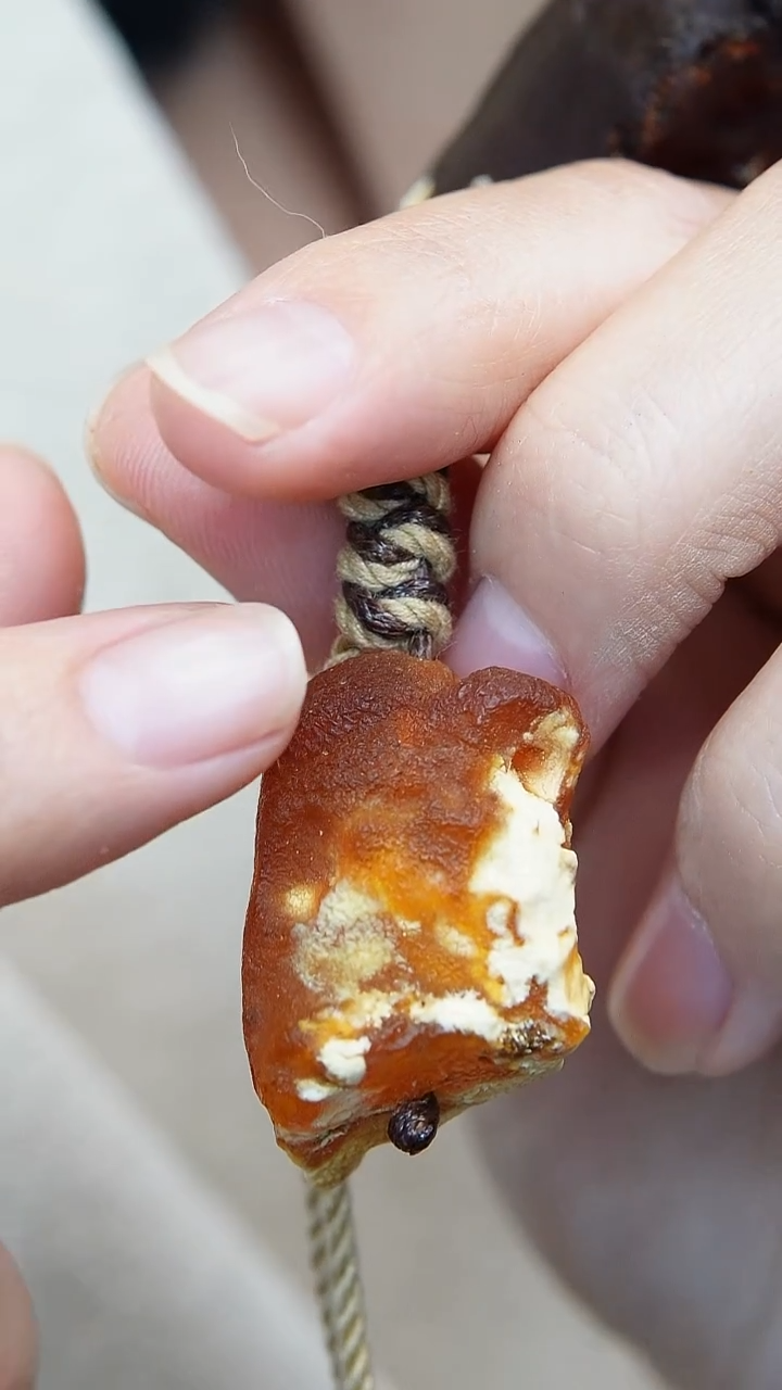 【闪购商品】琥珀裸石未镶嵌原石