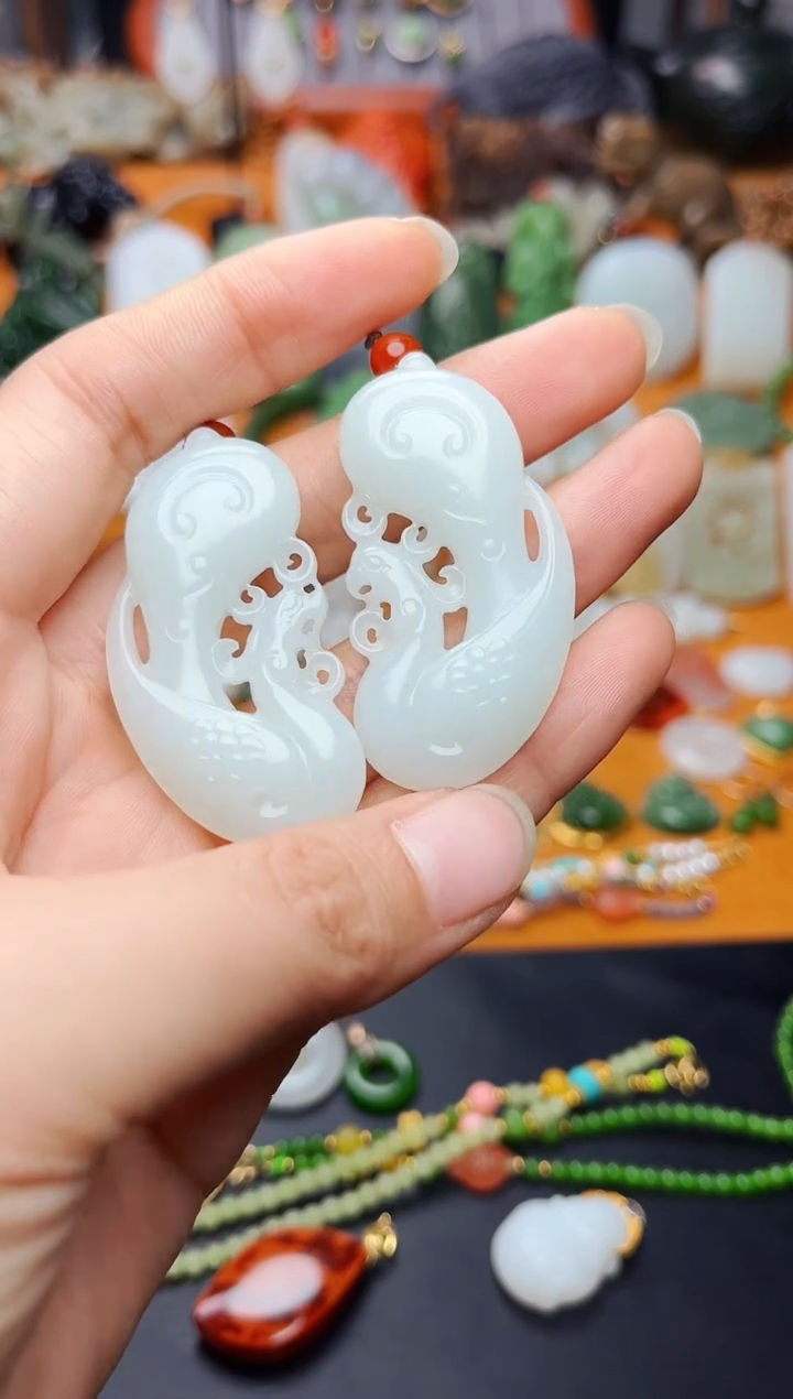 【闪购商品】和田玉颈饰未镶嵌龙凤对牌