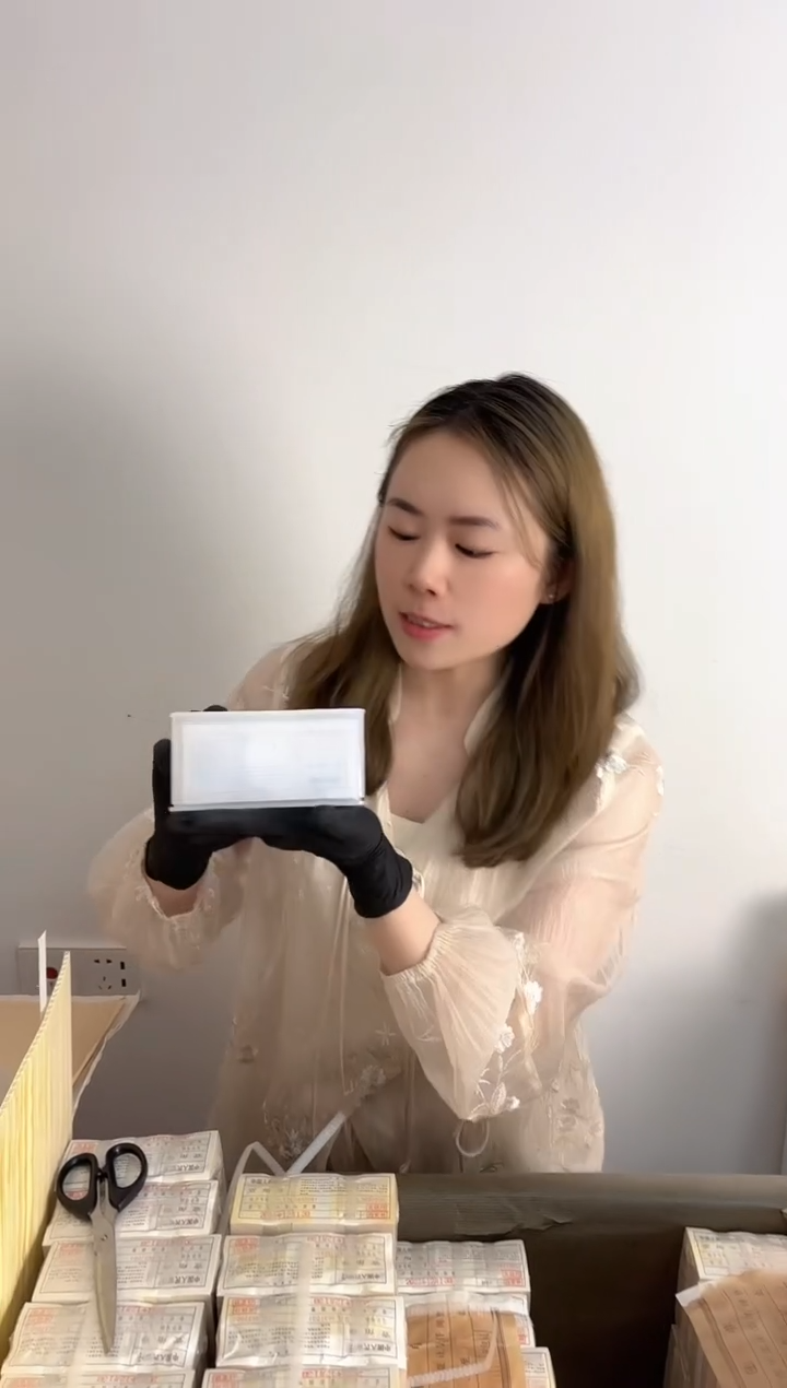 福利捆货千张连号 无四 01