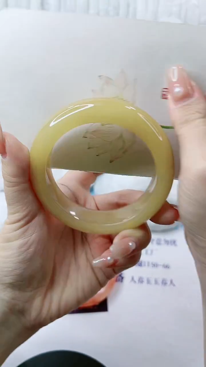 【闪购商品】石英质玉手镯未镶嵌多样性发货D137