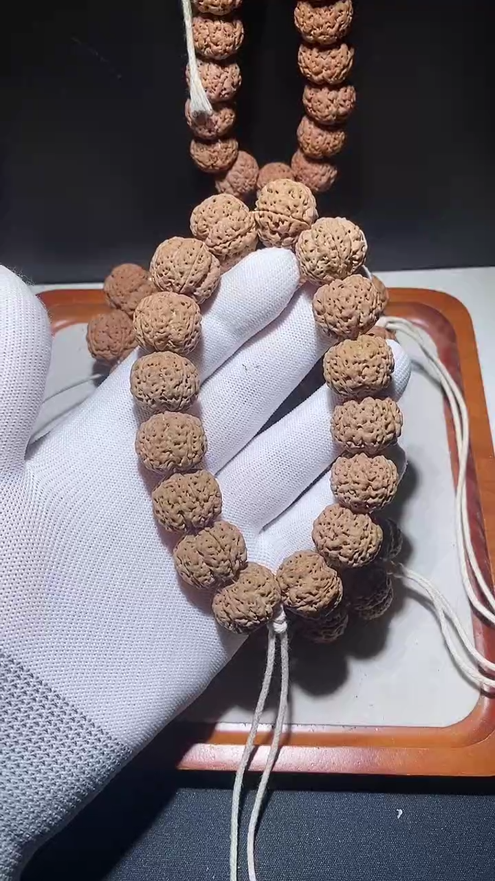 【闪购商品】金刚菩提手串平头粗筋深沟针孔满肉梅花双龙20