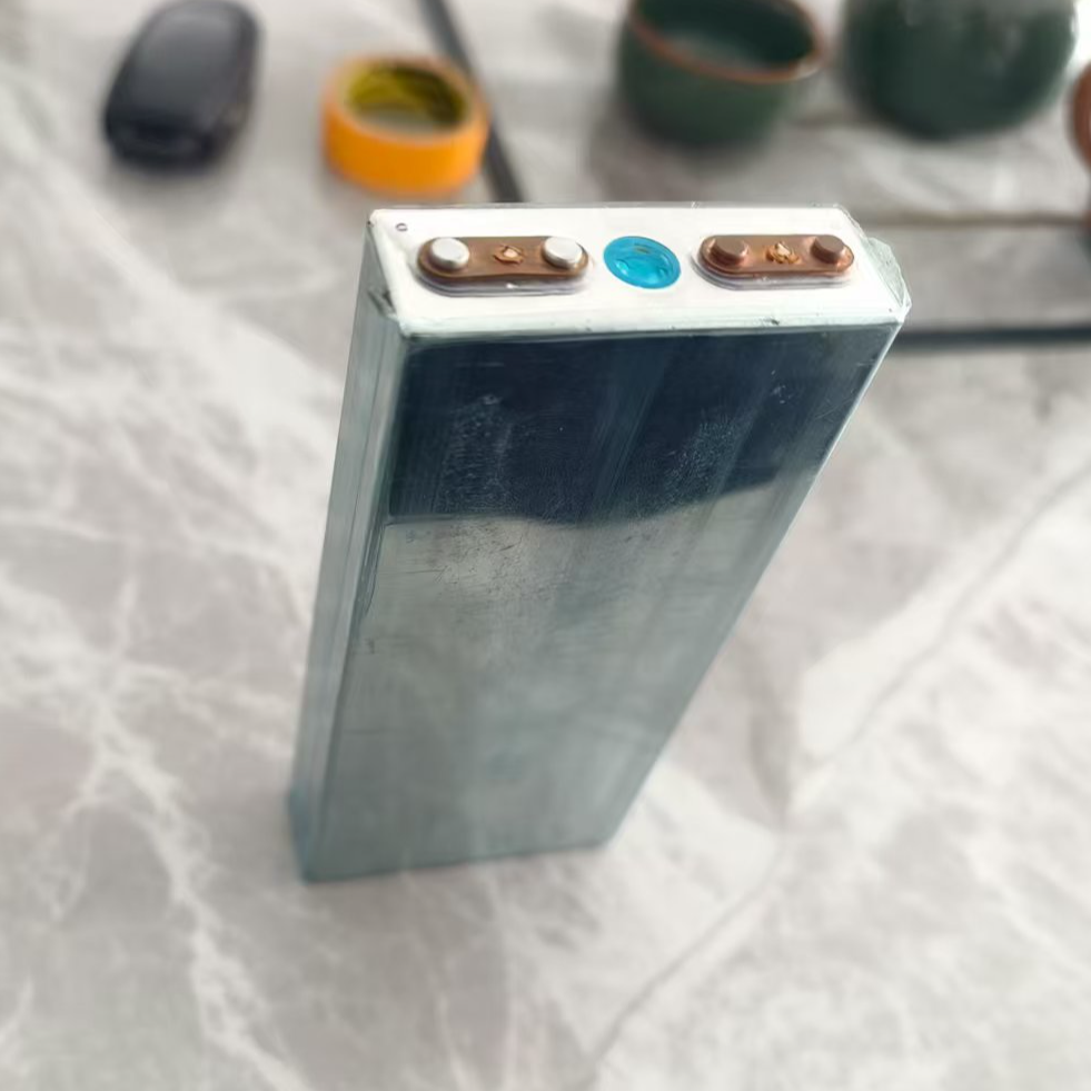 国轩23磷酸铁锂电池          3.2v20ah