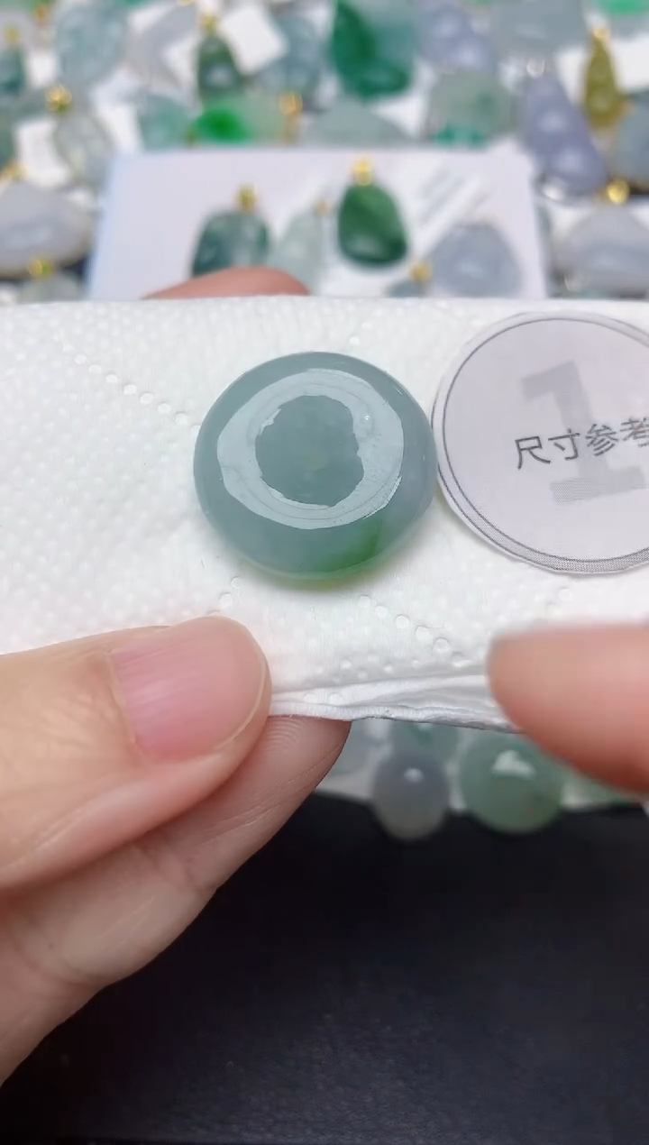 颈饰未镶嵌翡翠天然缅甸A货翡翠