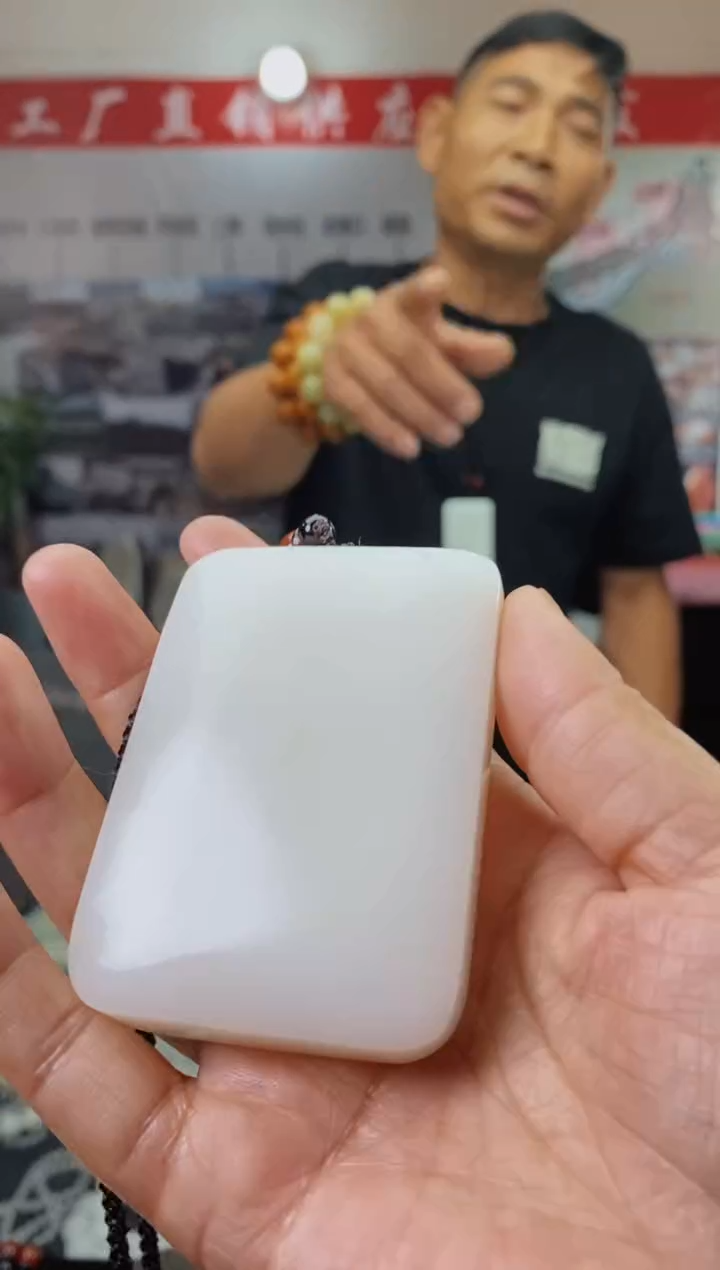 天然玉石未镶嵌颈饰011