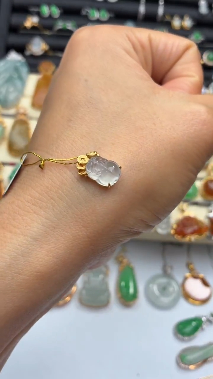 颈饰18K金镶嵌翡翠天然翡翠A货