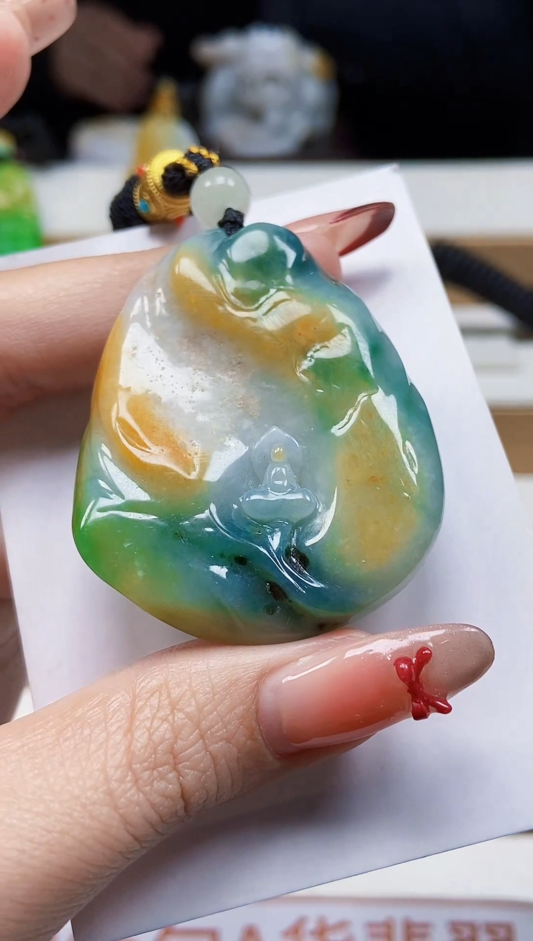 颈饰未镶嵌翡翠1