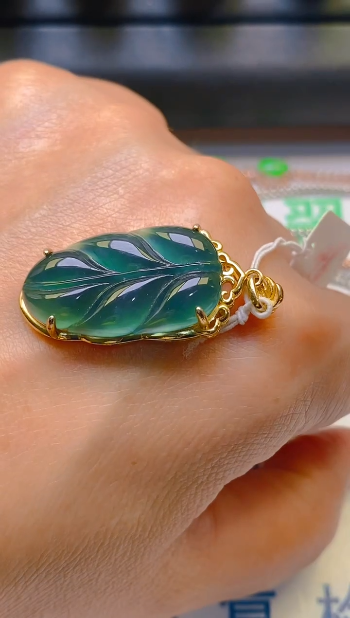 【闪购商品】翡翠耳饰银S925镶嵌天然A货翡翠1