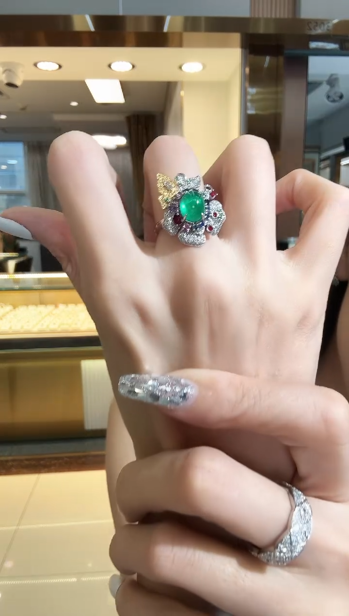 铂Pt950镶嵌戒指祖母绿1.8ct