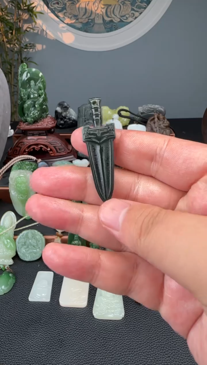 和田玉未镶嵌颈饰和田玉