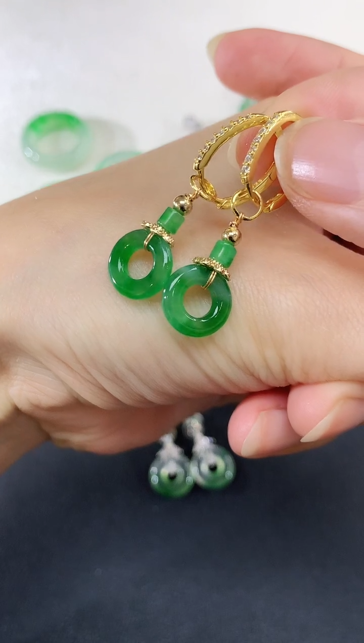 未镶嵌翡翠耳饰182买断场不退不换|