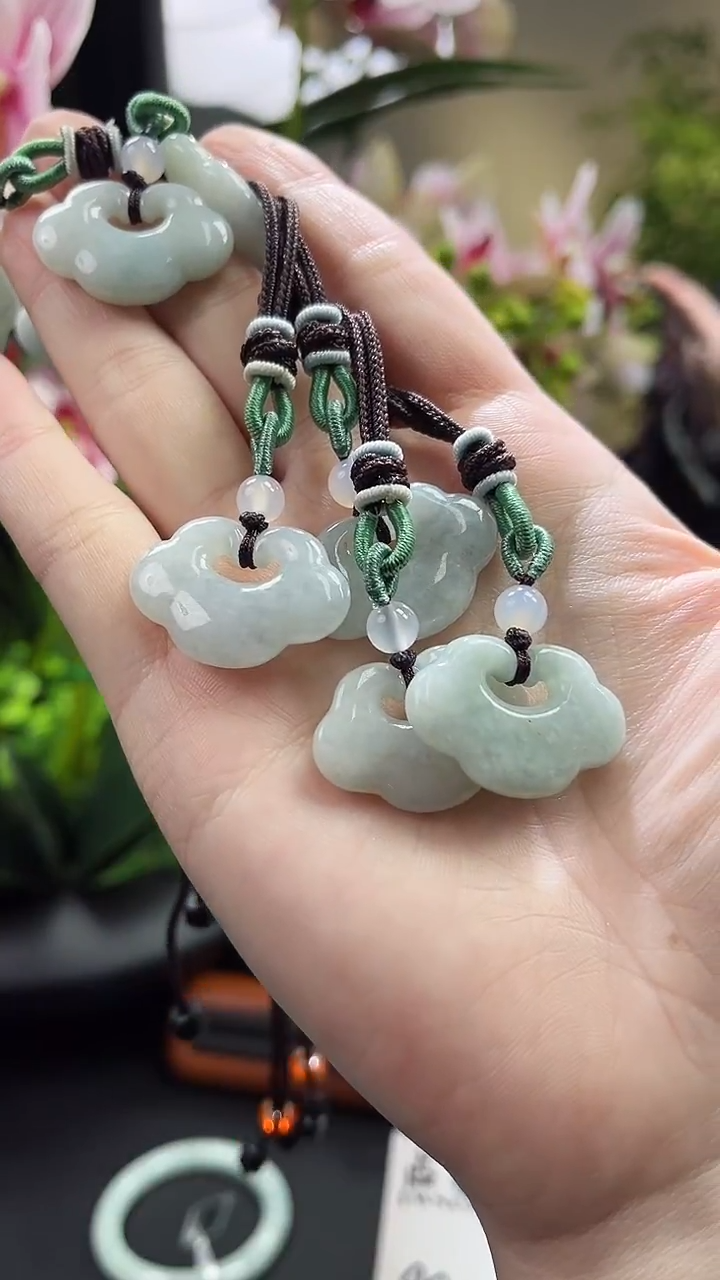 【闪购商品】翡翠颈饰未镶嵌如意多样性发其一