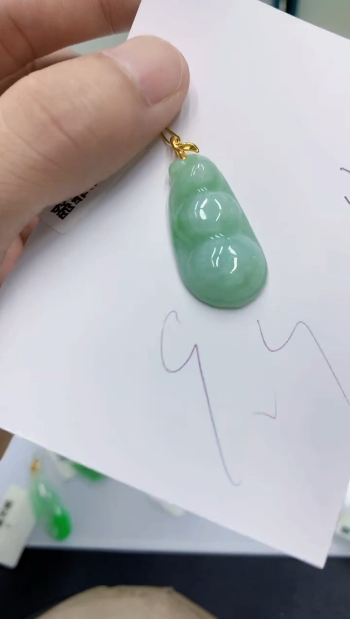 颈饰未镶嵌翡翠翡翠