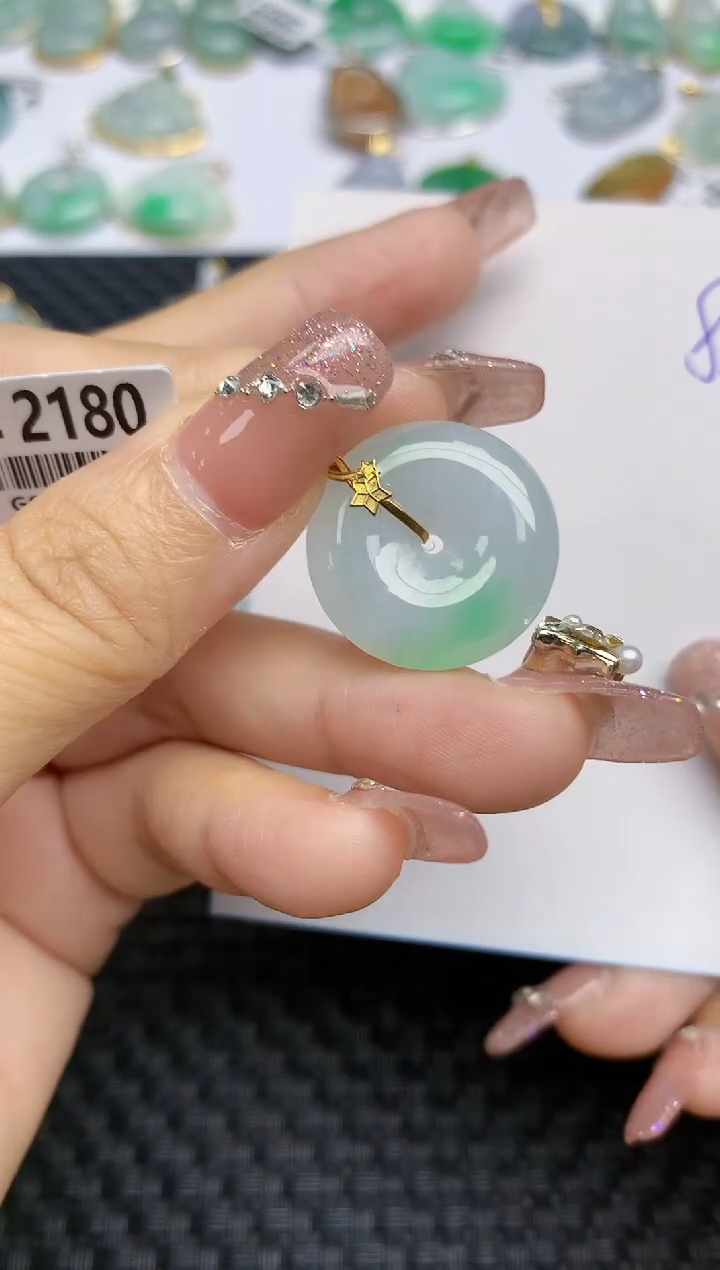 【闪购商品】翡翠颈饰18K金镶嵌天然A货翡翠 83