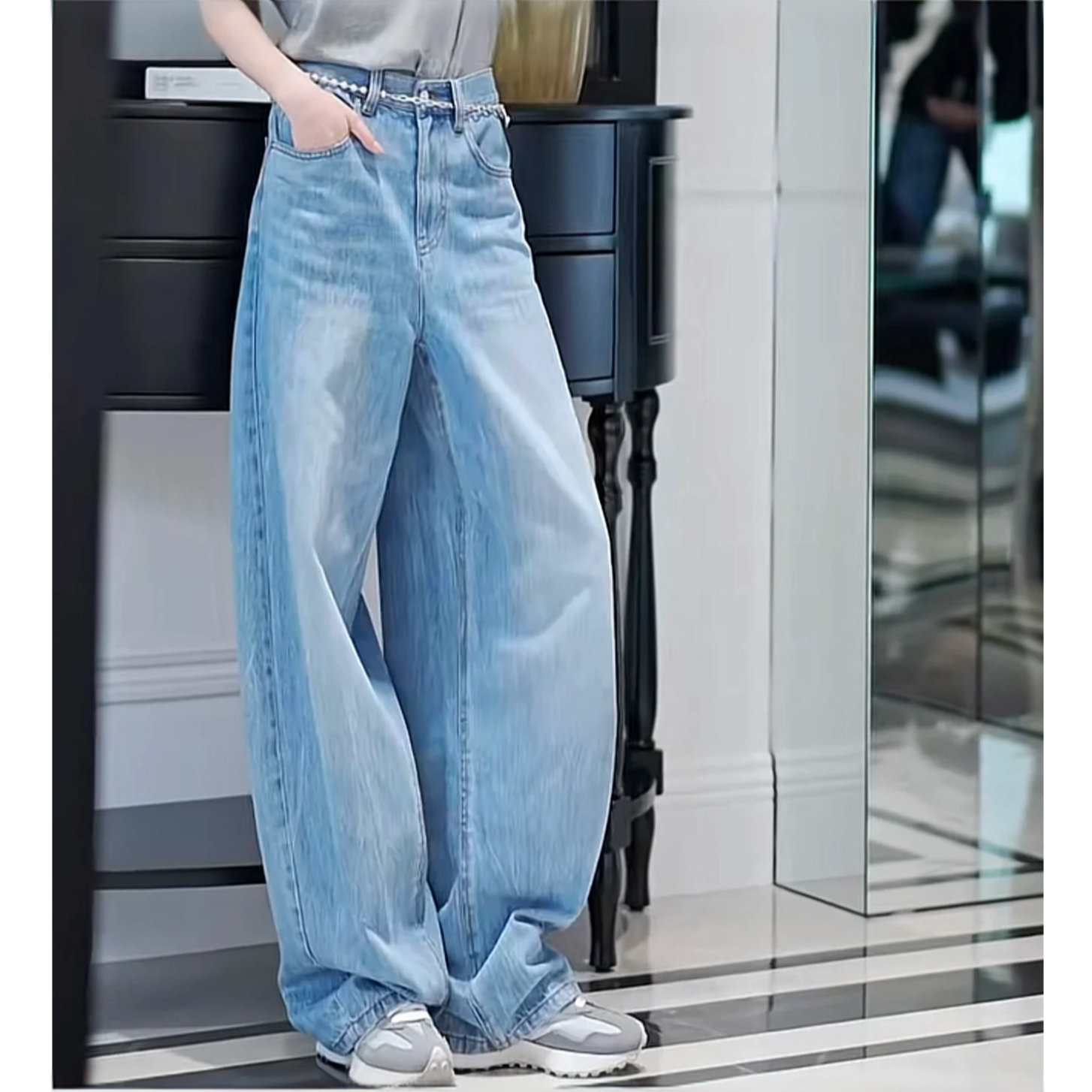 AMASS/阿玛施休闲时尚宽松高腰百搭水洗弯刀牛仔裤510084