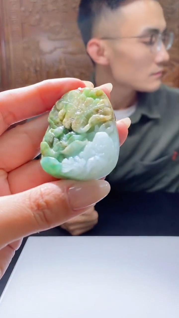 【闪购商品】翡翠颈饰未镶嵌翡翠