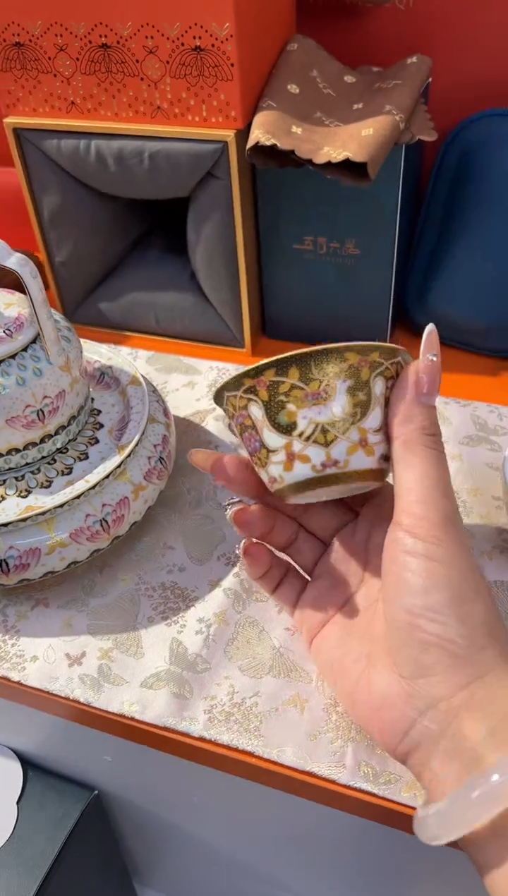 瓷片小乔闪购链接