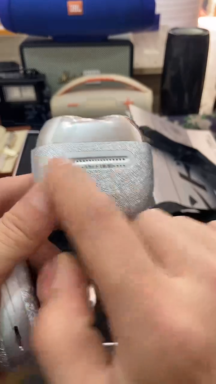 瓷片闪购商品  如图所示