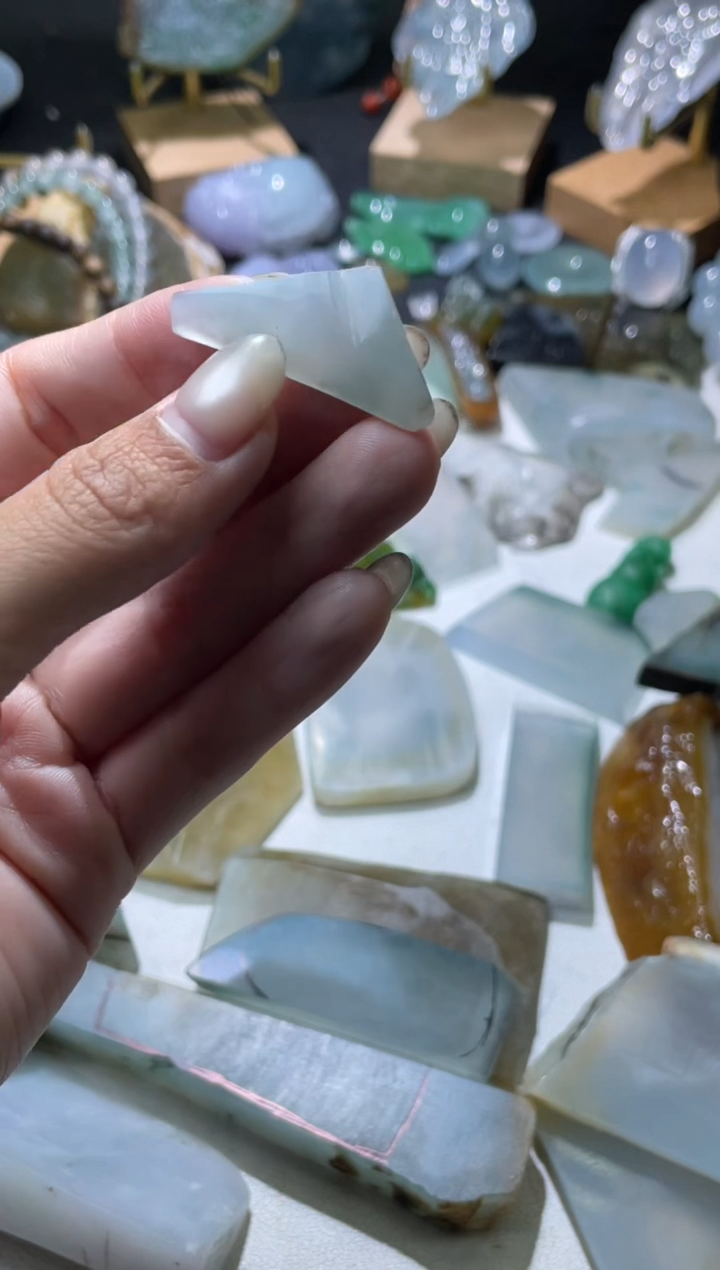 未镶嵌挂件翡翠材料