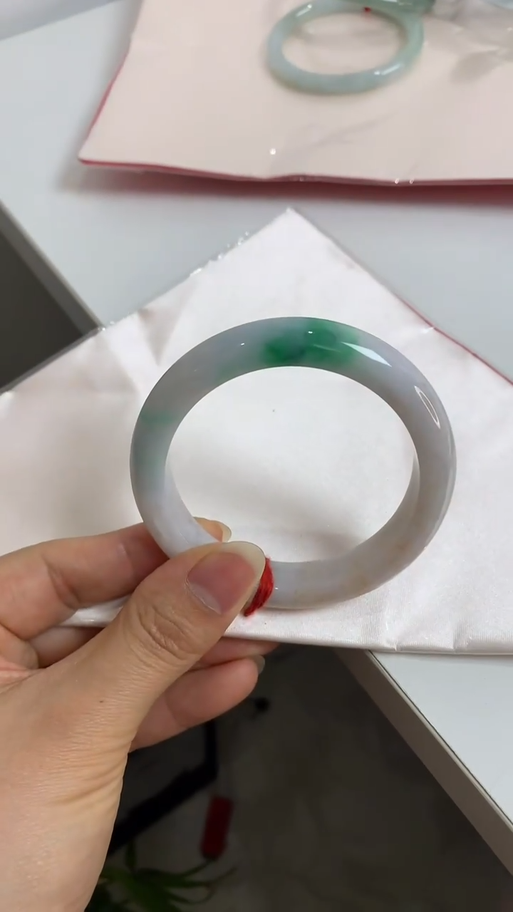 未镶嵌手镯翡翠56.7辣绿带桂花糕