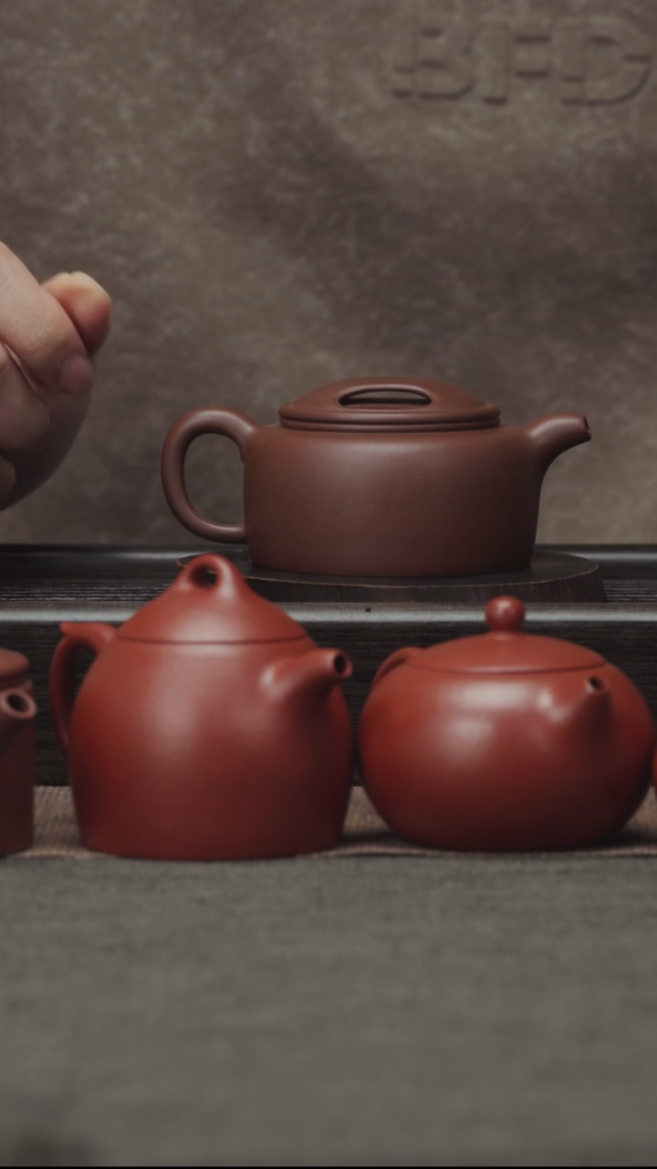 【闪购商品】紫砂茶壶老紫泥-牛盖莲子-130CC-全手