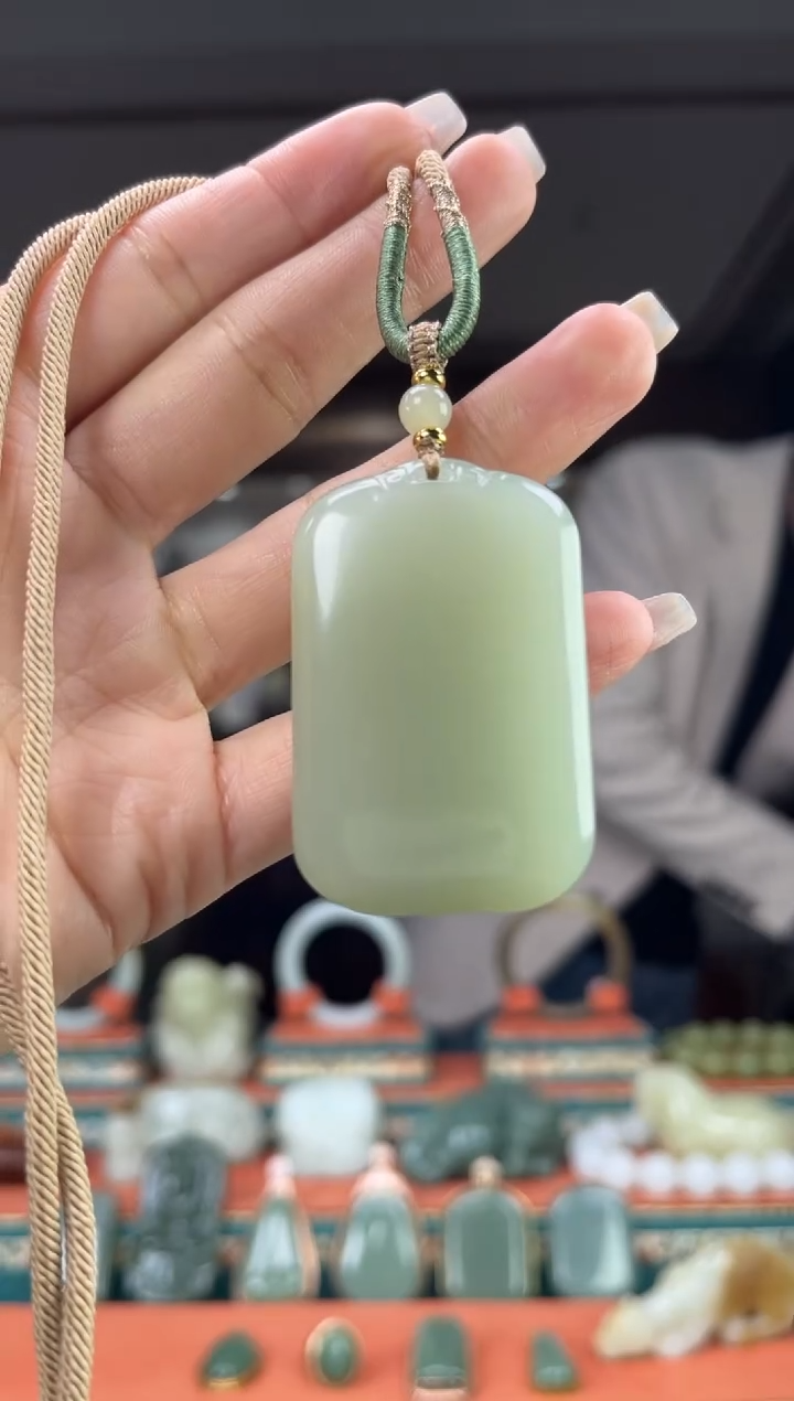 【闪购商品】和田玉颈饰未镶嵌佩佩