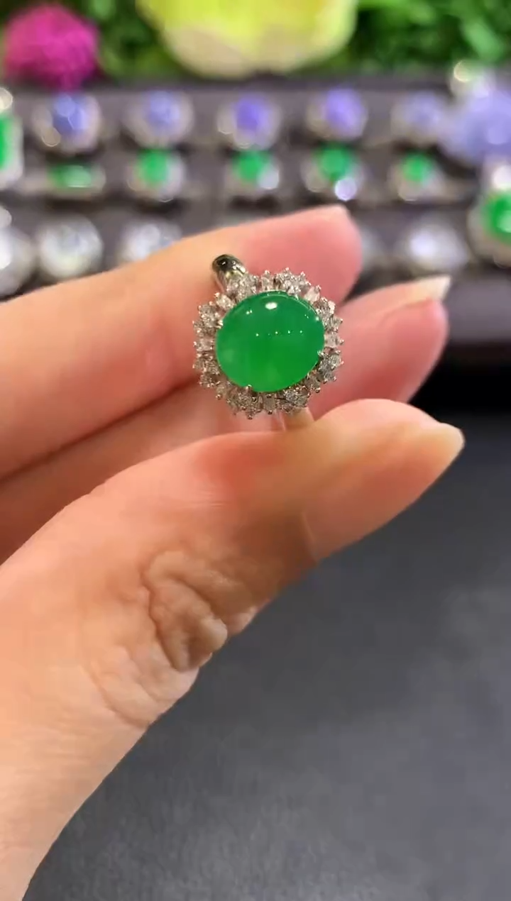 18K金镶嵌戒指翡翠b74  