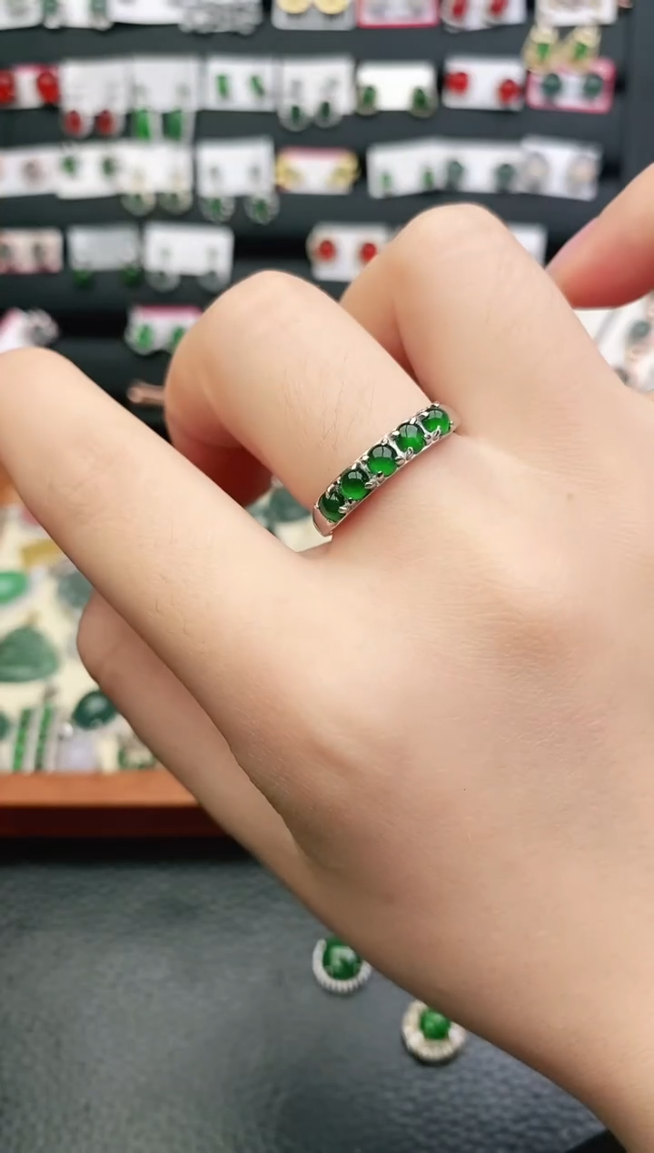 翡翠戒指银S925镶嵌戒指