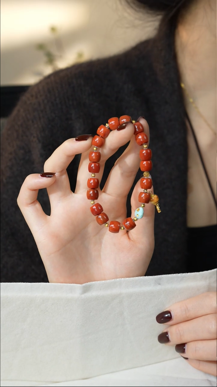 【闪购商品】南红玛瑙手链18K金镶嵌南红/高货/18k