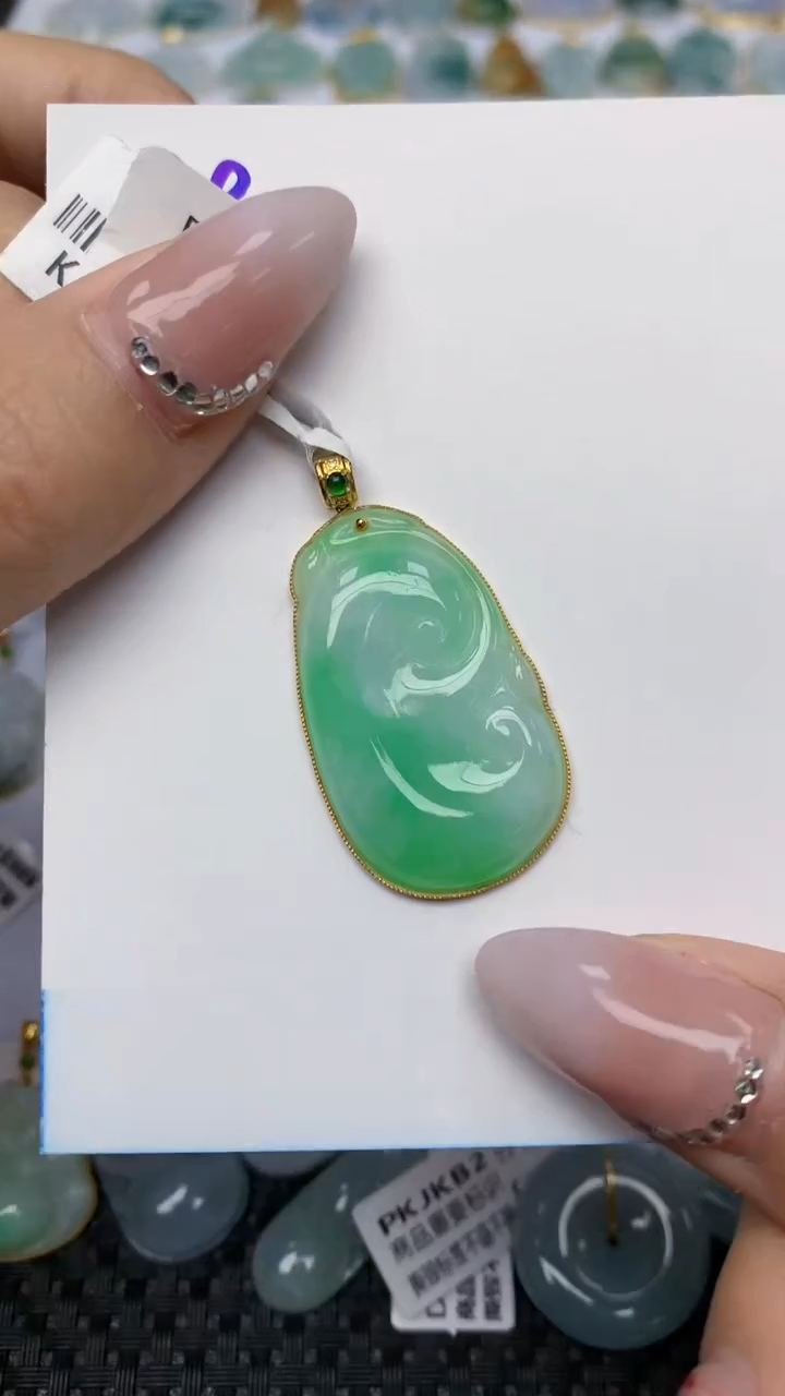 【闪购商品】翡翠颈饰18K金镶嵌 天然翡翠A货