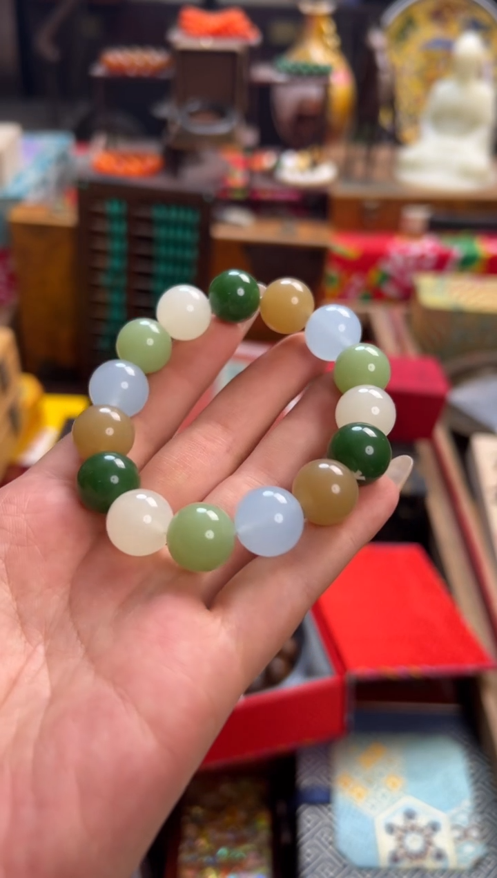 手链未镶嵌和田玉--------瓷--------