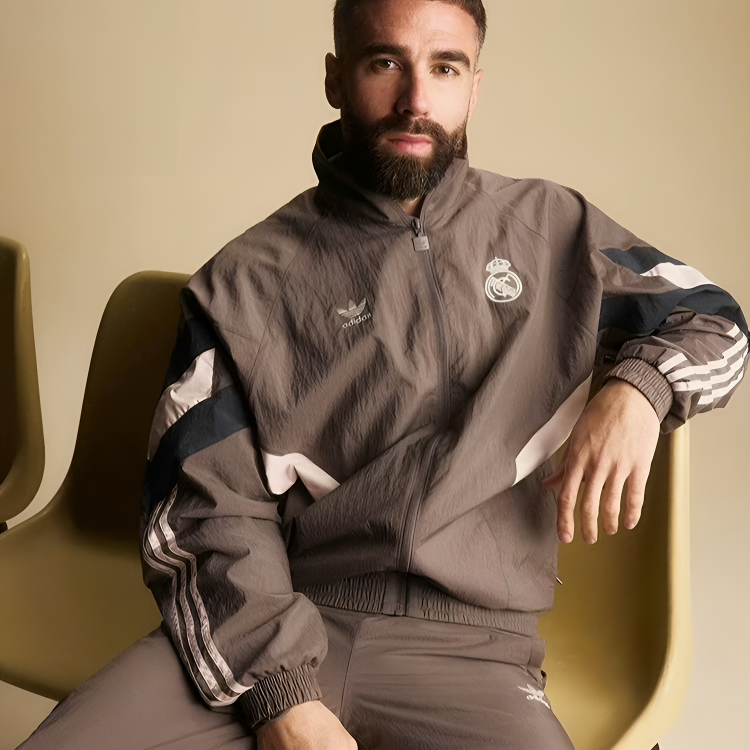 Adidas阿迪达斯【官方正品】皇马足球文化运动宽松夹克外套JI9479